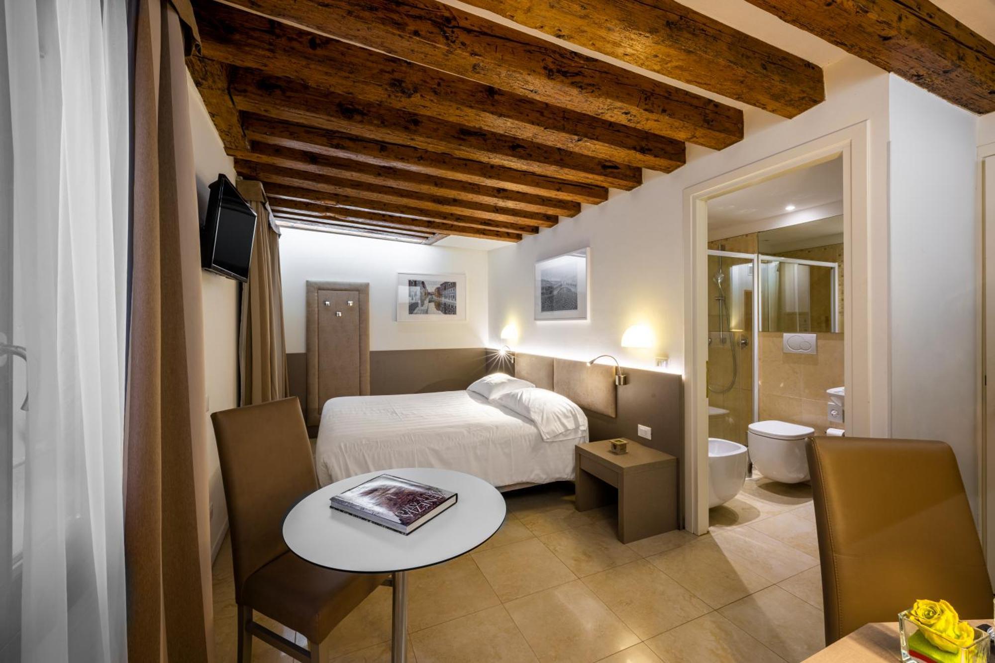 Leone 3* Venecia