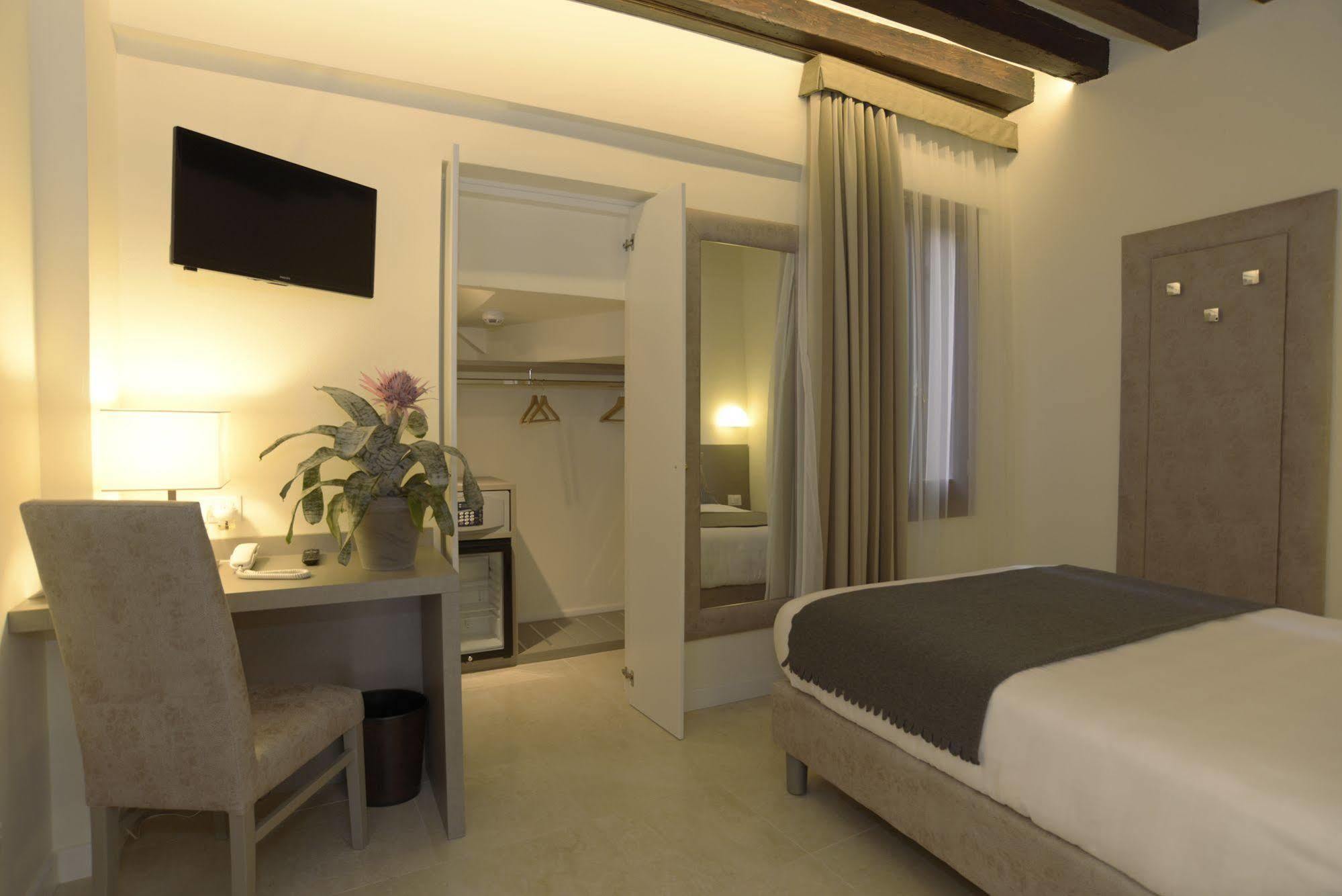 Hotel Leone Venecia