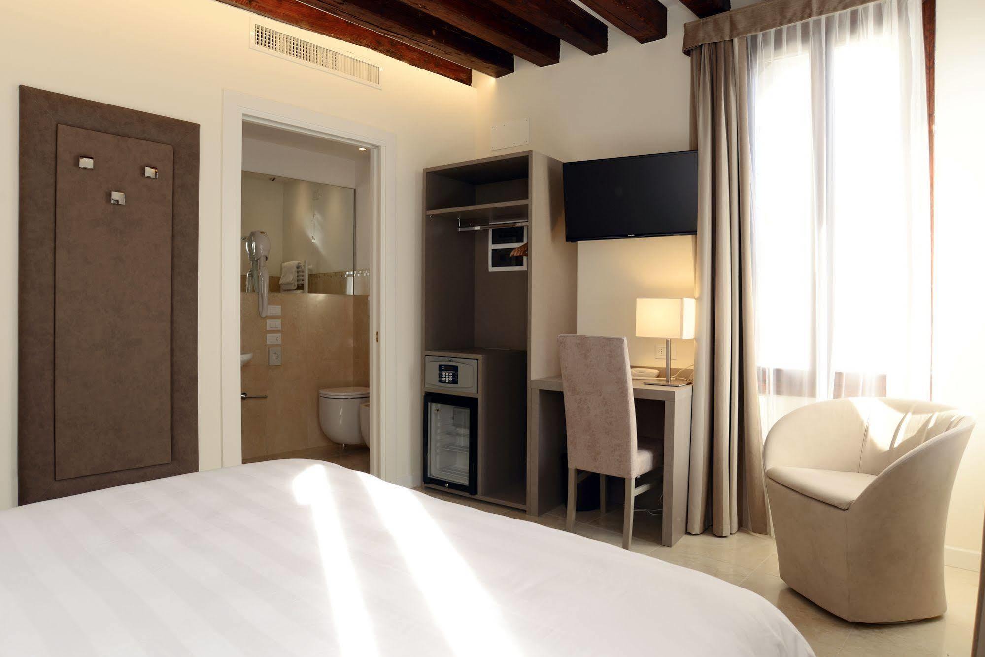 Hotel Leone Venecia